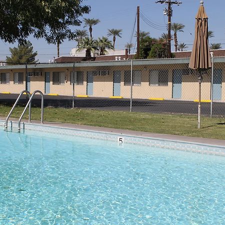 Indio Holiday Motel Exterior foto