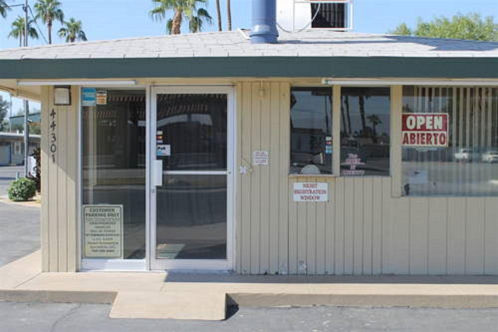 Indio Holiday Motel Exterior foto