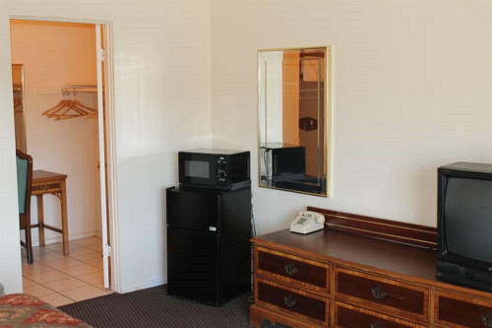 Indio Holiday Motel Exterior foto